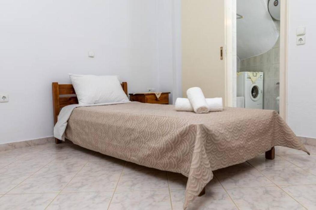 Eleni'S House Villa Koronos Екстериор снимка